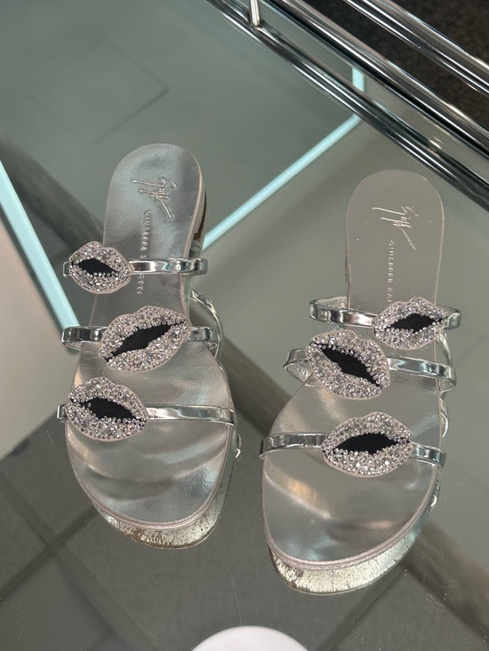 Giuseppe Zanotti Shoes - Giuseppe Zanotti Kiss Sandals